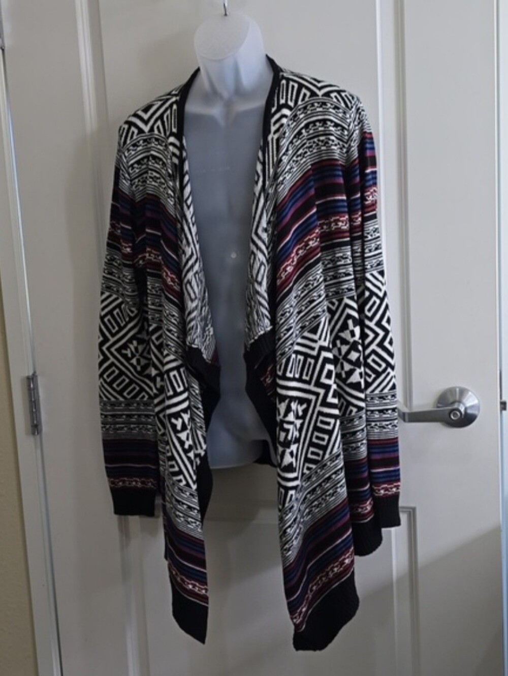 Forever 21 Black & Multi Aztec Open-Front Cardigan Size 3X